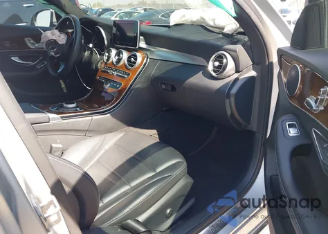 2018 Mercedes-Benz C 300 из США, поврежденный, VIN WDDWF4JB0JR403995